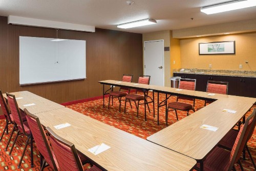 Courtyard by Marriott Vacaville - image 27