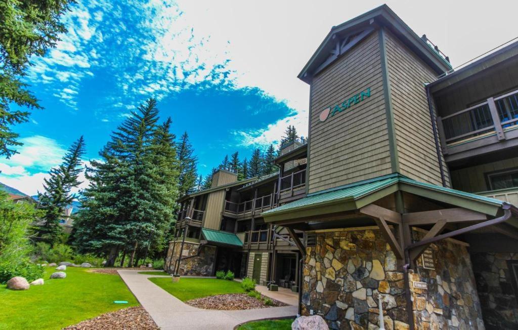 Aspen at Streamside a VRI resort - image 2