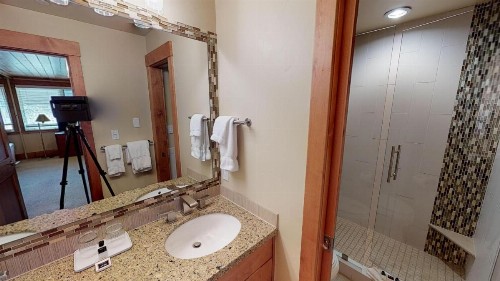 Manor Vail Lodge - image 13