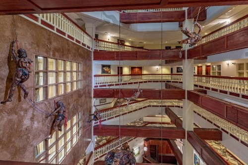 Beaver Creek Lodge Autograph Collection - image 42