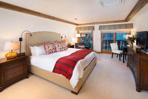 Gravity Haus Vail - image 30
