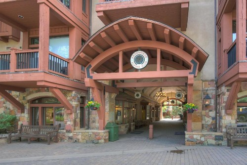 Arrowhead Village at Beaver Creek - image 4