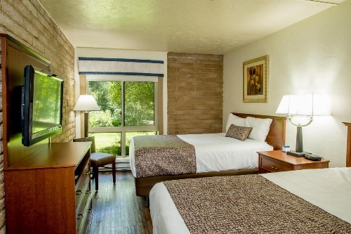 Sandstone Creek Club Condominiums - image 2