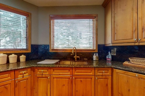 Golf Course Townhome II - image 10