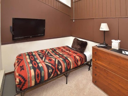 Vantage Point 210 Condo - image 10