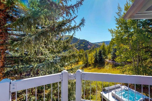 Wayne Creek Residence - image 8