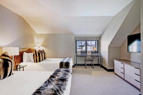 Ritz 5Br Penthouse - image 13