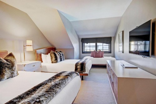 Ritz 5Br Penthouse - image 19