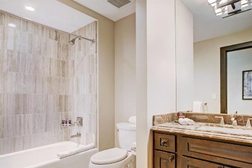 Ritz 5Br Penthouse - image 2