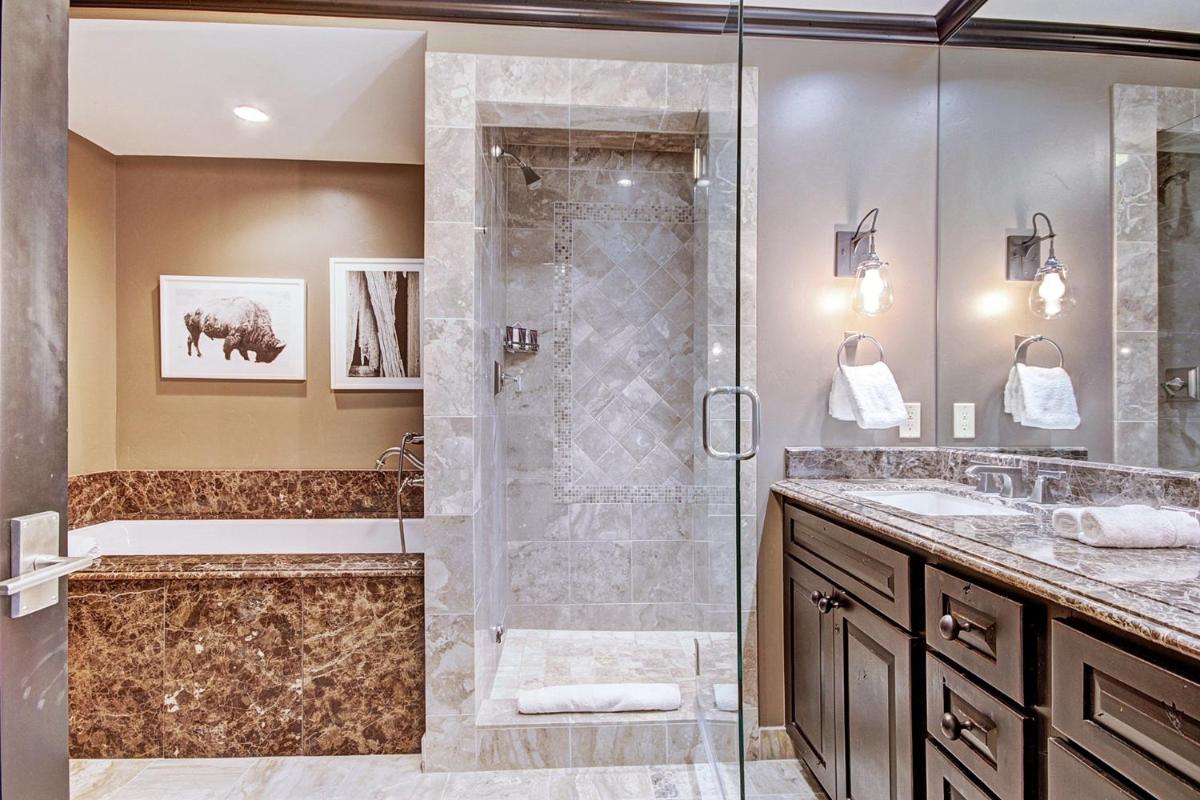 Ritz 5Br Penthouse - image 6