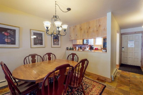 Pamelot's Ptarmigan Townhome - image 11