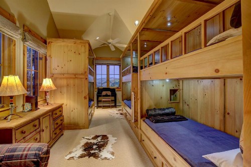 Snowberry - image 25