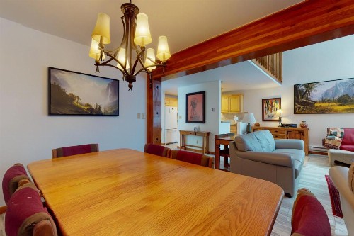 Spacious Creekside 3 Bedroom East Vail Townhome #D5 - image 9