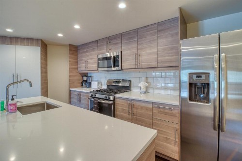 Cozy Mountain Getaway - image 11