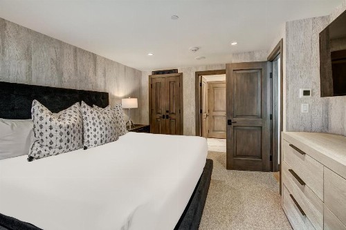 Lodge at Vail C337C - image 12