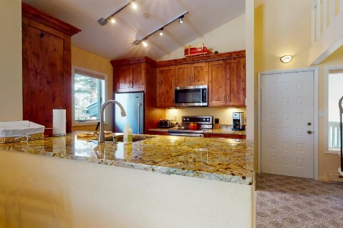 Spacious and Beautiful 3 Bedroom East Vail Condo #1805. - image 11