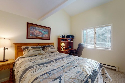 Spacious and Beautiful 3 Bedroom East Vail Condo #1805. - image 12