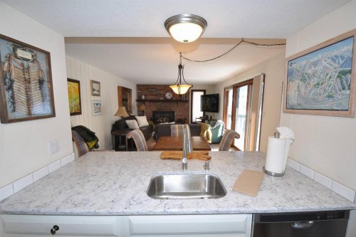 Cozy 2 Bedroom East Vail Condo #1404 w/ Fireplace. - image 8