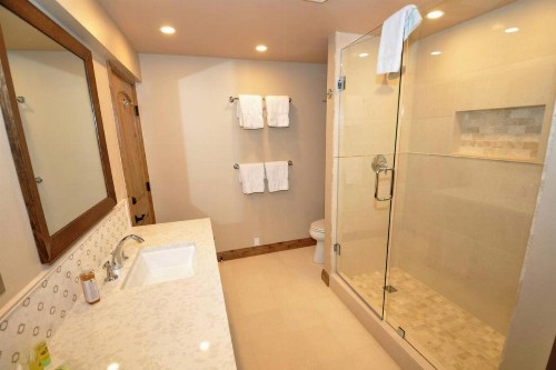 Courtside Townhomes - image 12