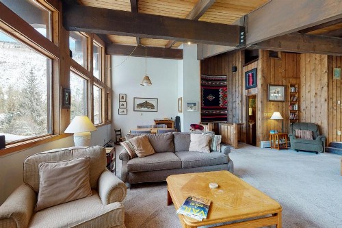 4 Bedroom Ski Home in East Vail with private hot tub - image 12