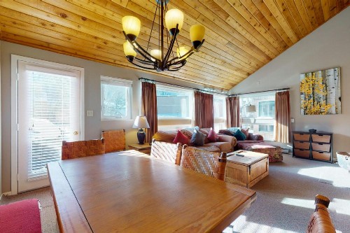 Remodeled 2 Bedroom East Vail Condo 6G with Hot Tub Market Free Shuttle - image 10
