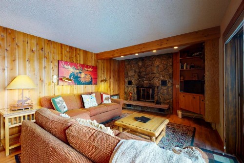 Cozy East Vail 2 Bedroom Condo #1601 w/ Fireplace. - image 6