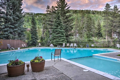 Renovated Condo with Deck - 7 Mins to Vail Village! - image 4