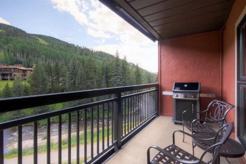 Vail Lion Square 1 Bed Gold - image 6