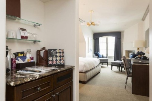 Vail Arrabelle King Room - image 13