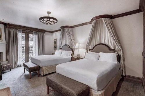Vail Arrabelle QQ Room - image 2