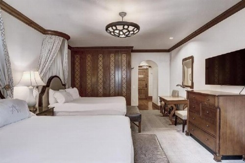 Vail Arrabelle QQ Room - image 3