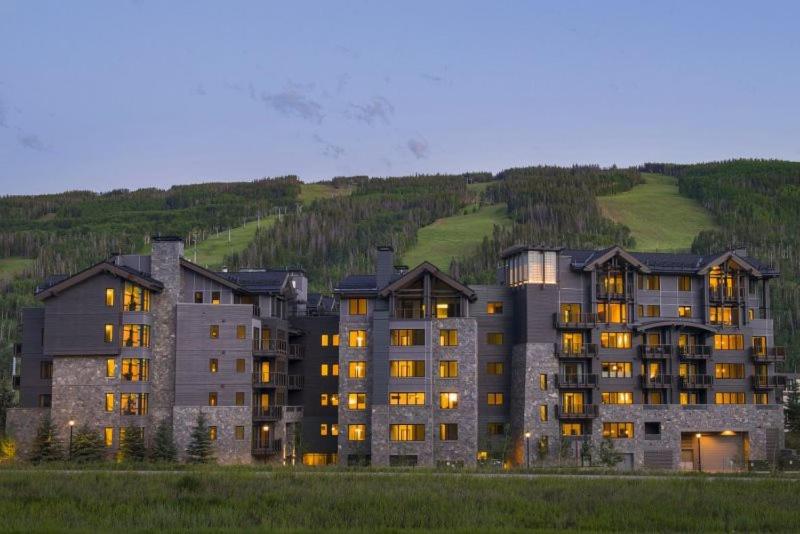 Vail Lion 4 Bedroom - main image