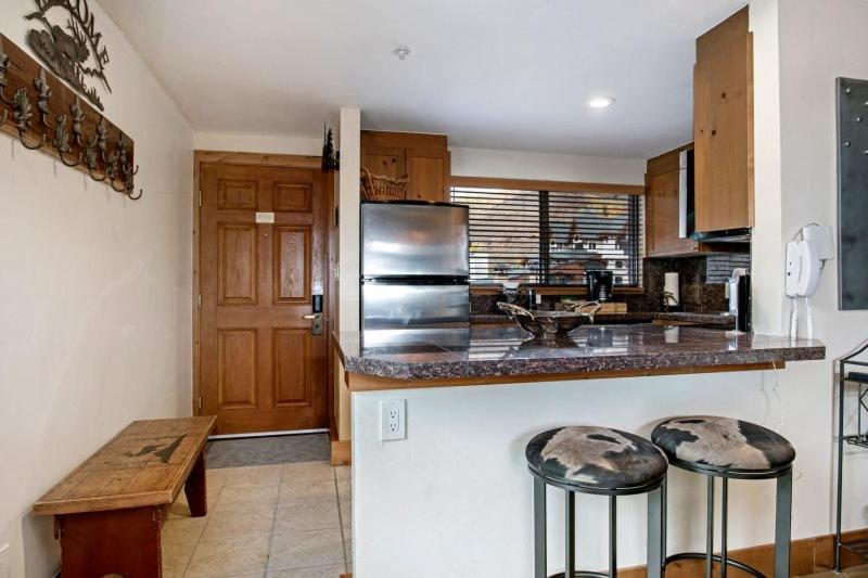 Vail Antlers 3 Bed - image 5