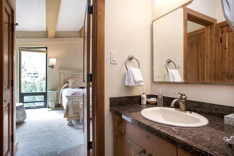 Vail Antlers 3 Bed - image 6