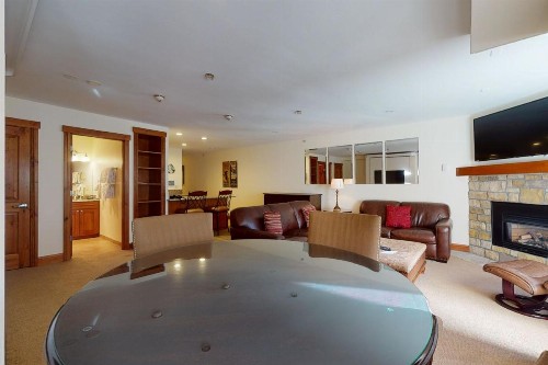 Lion Square Lodge North 294 - image 7