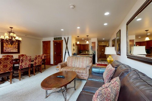 Lion Square Lodge North 382 - image 7