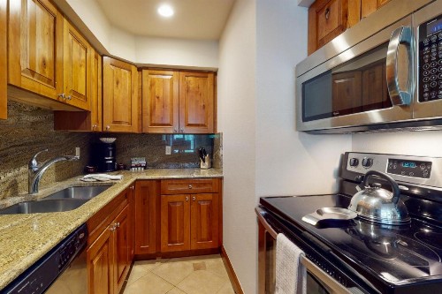 Lion Square Lodge North 388 - image 10
