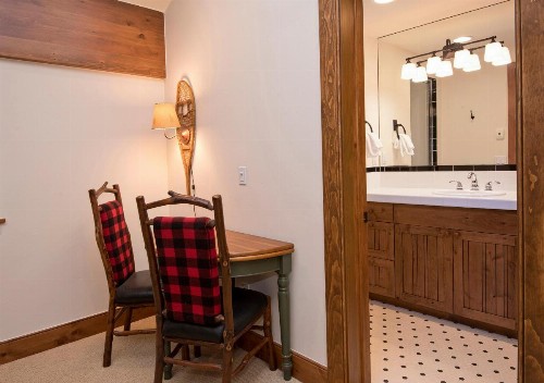 Luxury Penthouse at Bear Paw Lodge - image 8