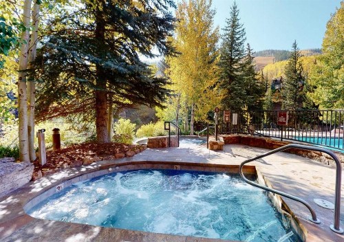 Lion Square Lodge Condos by MC Luxury Rentals - image 12
