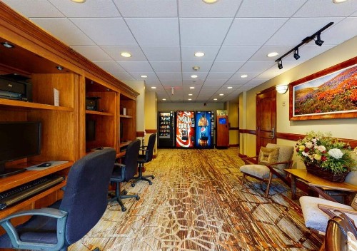 Lion Square Lodge Condos by MC Luxury Rentals - image 14