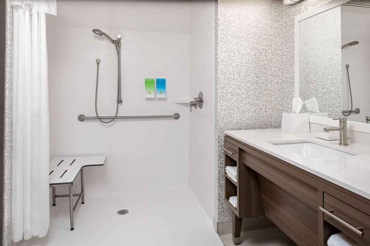 Home2 Suites By Hilton Valdosta Ga - image 7