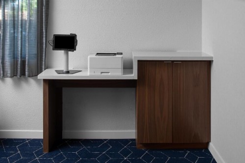 Courtyard by Marriott Santa Clarita Valencia - image 16