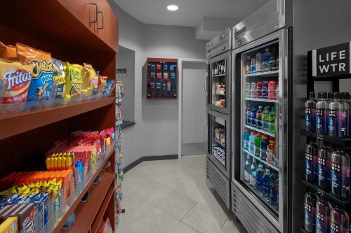 Courtyard by Marriott Santa Clarita Valencia - image 31