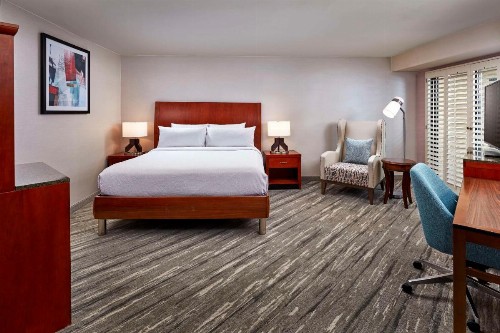 Hilton Garden Inn Valencia Six Flags - image 23