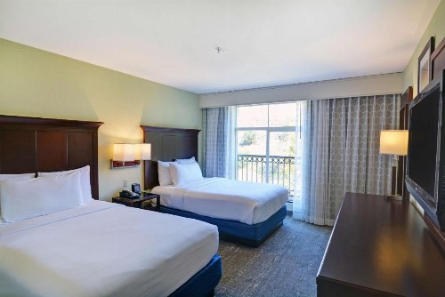 Embassy Suites Valencia - image 18