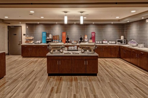 Hampton Inn Discovery Kingdom Napa Gateway - image 25