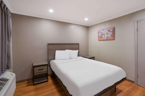 Red Roof Inn & Suites Vallejo - image 32