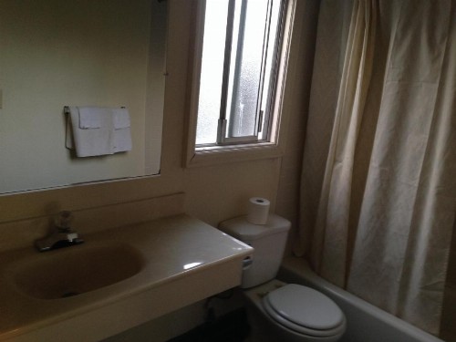 Discovery Inn - image 3