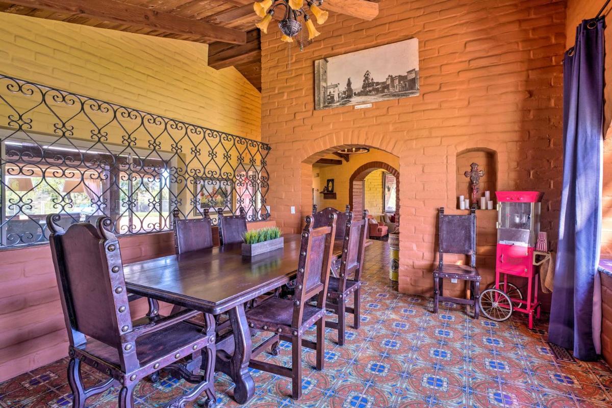 Eclectic Villa w/ Adobe Horse Stables & Pool! - image 4