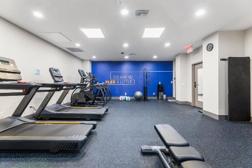 Holiday Inn Express Van Nuys - image 27